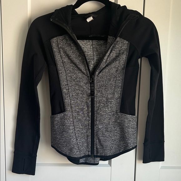 Iviva Girl’s Black and Gray Jacket | 10 - Picture 1 of 4